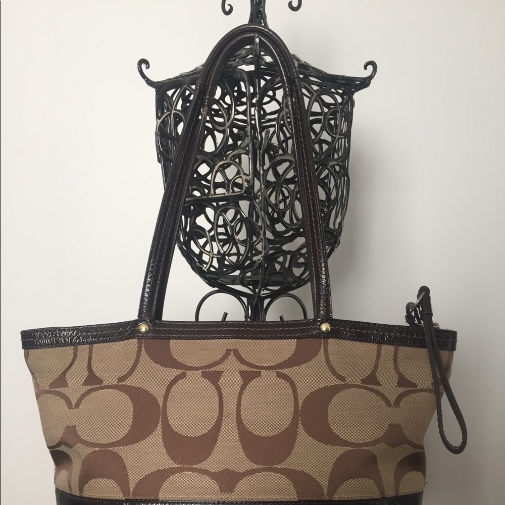 Coach Bag - Picture 7 of 8